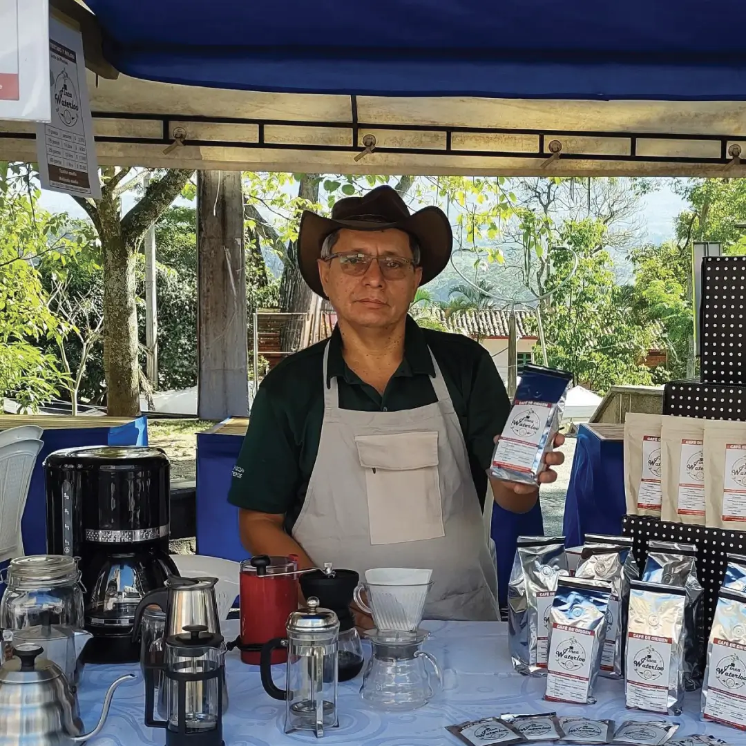 Emprendimiento Tour cafetero Finca Waterloo